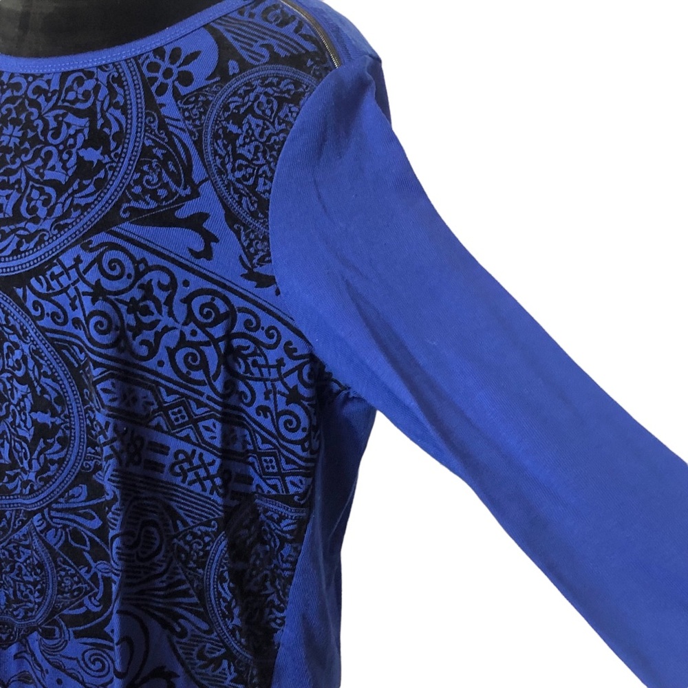 Onque Casual Royal Blue Celtic Print Blouse size XL - Picture 4 of 10